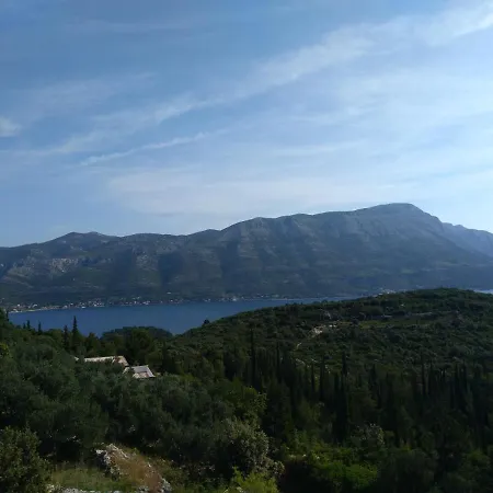 With Parking Space Zrnovo, Korcula - 16045 Apartman